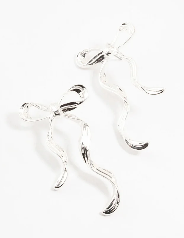 Swirl shape earrings-Silver Plated Bow Stud Earrings