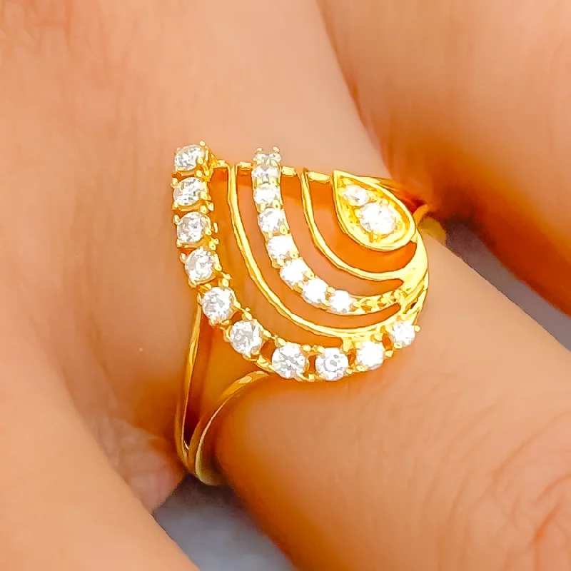 Pear cut engagement rings-Alternating Bold Stripe Drop 18K Gold + Diamond Statement Ring