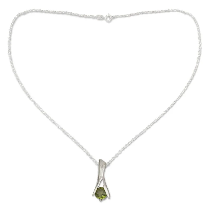 Smooth pendant necklaces-Handmade Sterling Silver 'Nature's Flare' Peridot Necklace (India)