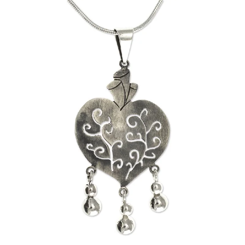 Vintage locket necklaces-Handmade Sterling Silver 'Depth of Heart' Necklace (Mexico)